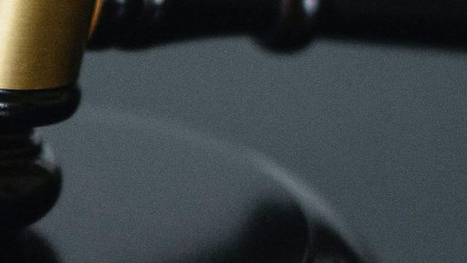 pexels-sora-shimazaki-5668473