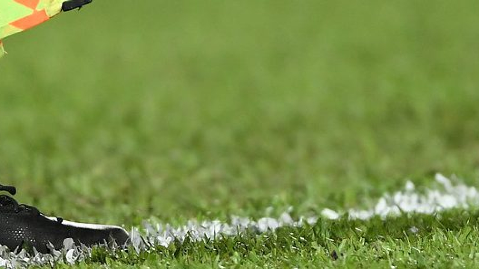 referee-3769454_1920